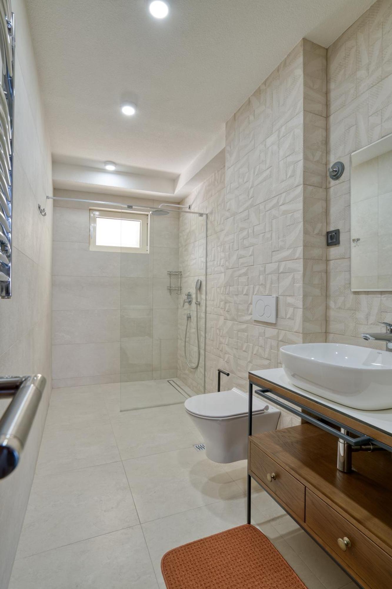 Luxurious 3-Bedroom Apartment By Mn Property Cattaro Esterno foto