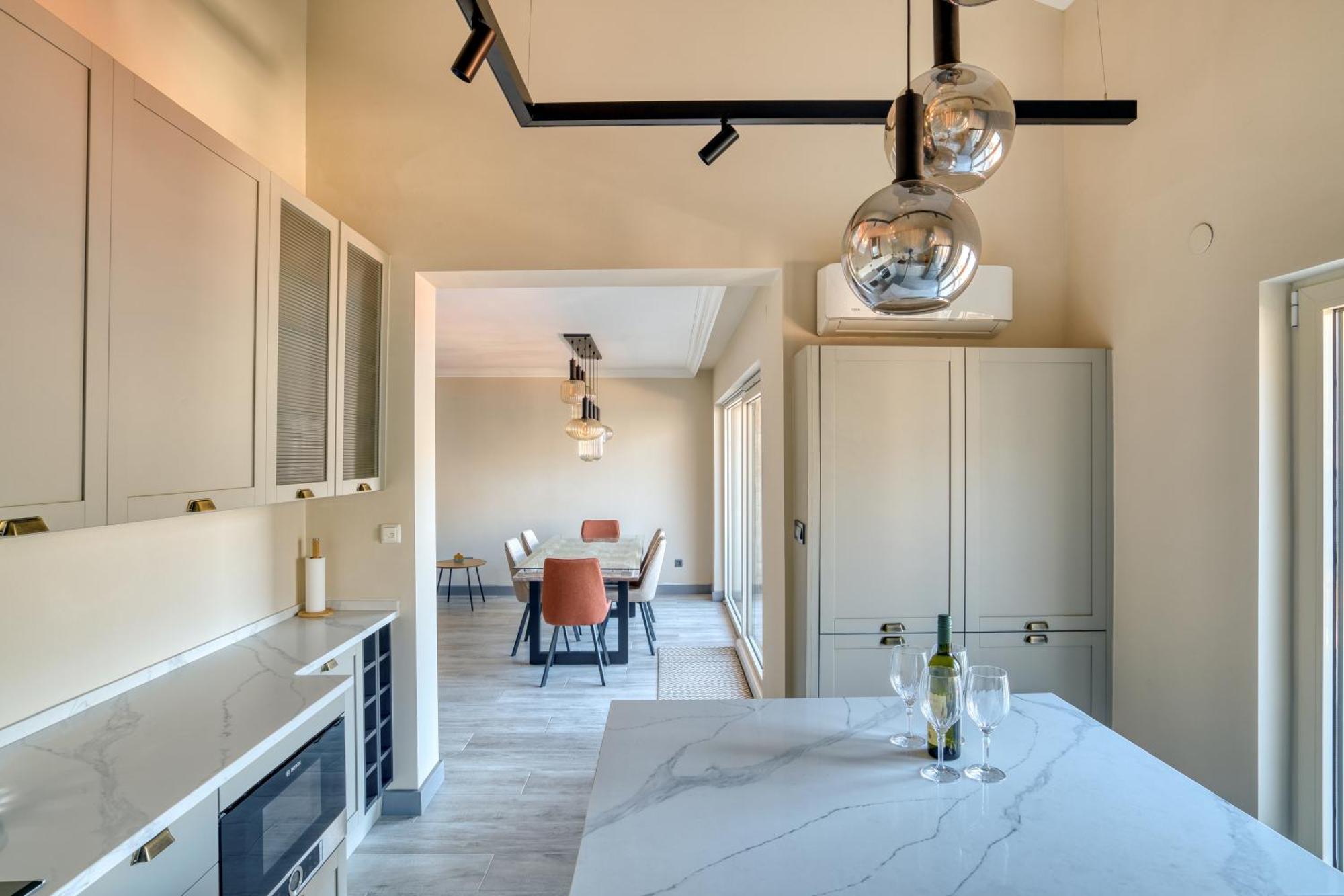 Luxurious 3-Bedroom Apartment By Mn Property Cattaro Esterno foto